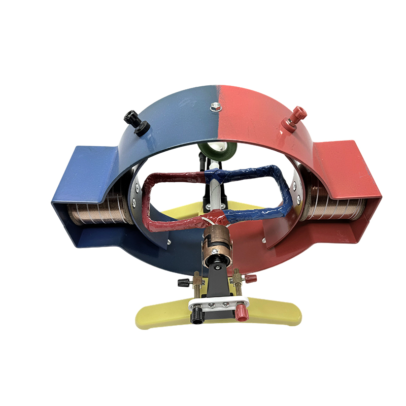 Instrument d'enseignement de la physique au collège, modèle de structure explicative du principe moteur, démonstration électromagnétique 